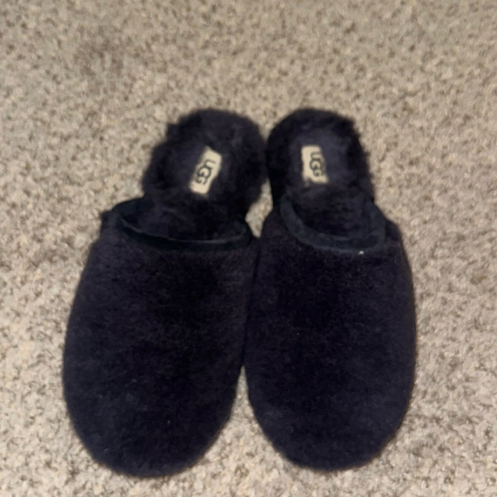 Ugg slippers